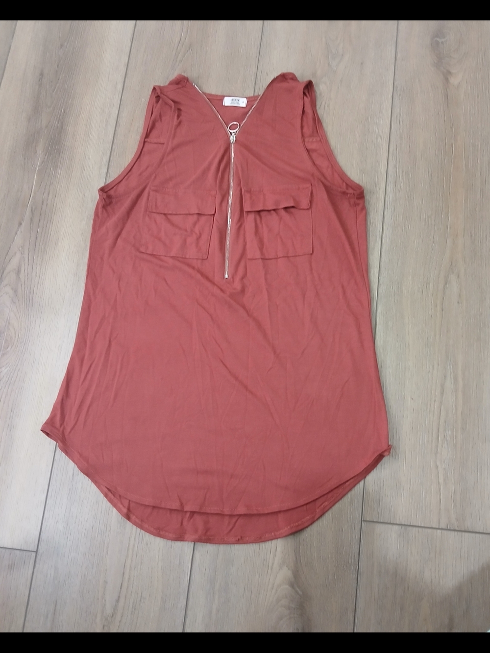 Ardene Sleeveless Blouse Medium Rust Zip Front Pocket Tank Top Casual Summer - Picture 2 of 8